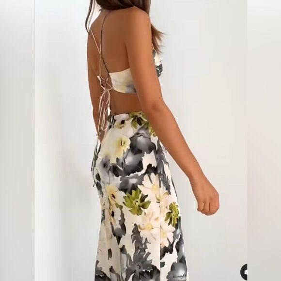 Hello Molly Floral Maxi Dress - White and Green - Picture 3 of 7